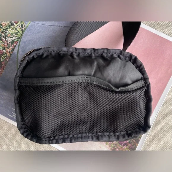 Lululemon Everywhere Belt Bag 1L In Fragment Camo Jacquard Black Deep Coal - Picture 11 of 14